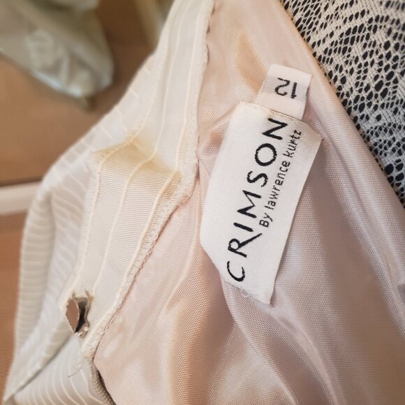 Crimson by Lawrence Kurtz set top & skirt - Picture 5 of 9